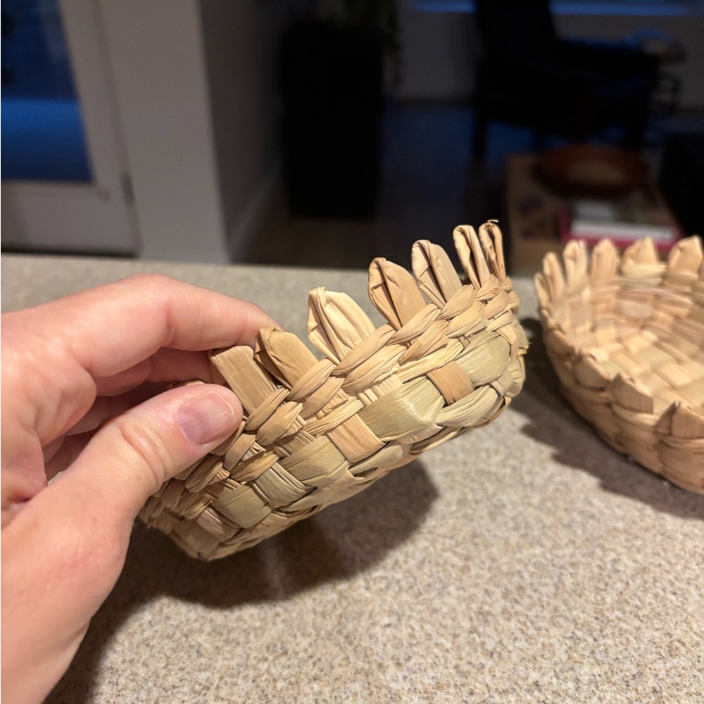Set of 2 Nesting Natural Woven Decorative Bowls Baskets Catch All - Picture 4 of 11